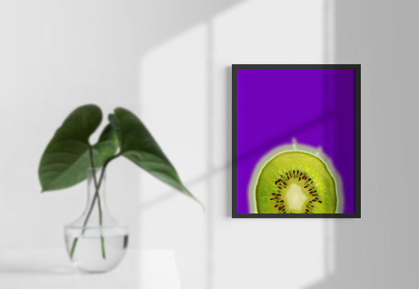 Ramexempel: 0042 Purple Kiwi - Abstrakt unik svensk konst - Konstnär: Bengt Grönkvist