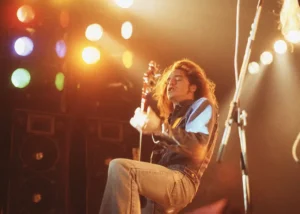 0209 Cliff Burton Metallica Live at the Lyceum London 1984