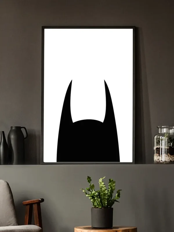Batman - Poster. Tavla i svartvitt utförande. Stiliserad bild av Batmans dräkt - Ramexempel