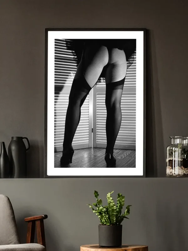 Behind of beauty - Fine art nude - Fotografi i svartvitt utförande - Ramexempel