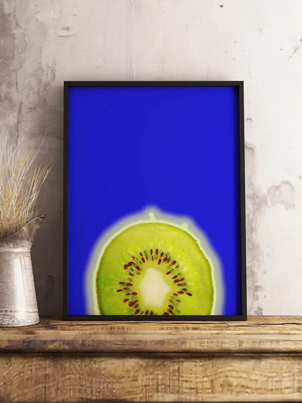 Kiwi Blue - Abstrakt poster - Ramexempel