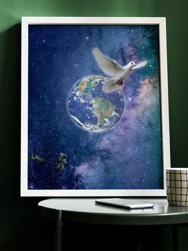 Surrealistiskt fotomontage: Where No Dove Has Gone Before - Poster - Ramexempel