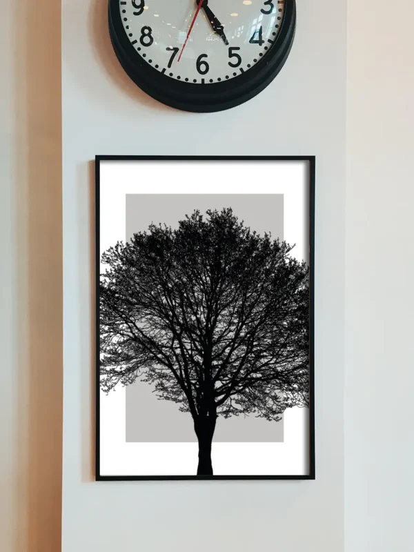 Träd - Poster - svartvit siluett av ett träd - Ramexempel