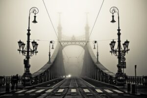The Bridge - Svartvitt fotografi