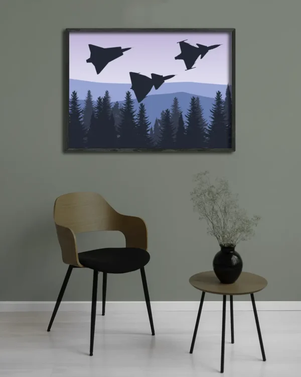 Fly By - Poster. En stiliserad grafisk illustration av tre svenska stridsflygplan. Siluetter av J35 Draken, J37 Viggen och JAS 39 Gripen - Ramexempel