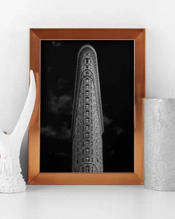 Flatiron Building - Poster - Svartvitt fotografi - Ramexempel