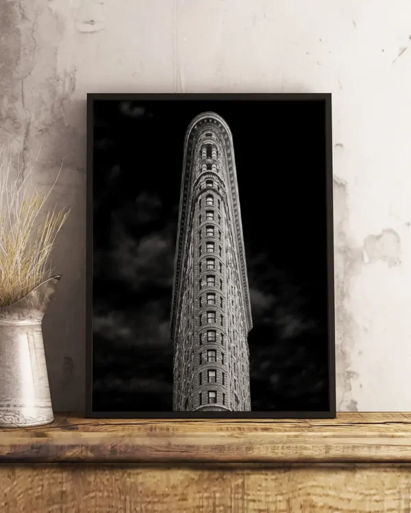 Flatiron Building - Poster - Svartvitt fotografi - Ramexempel