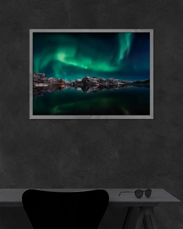 Lofoten Aurora Reflection - Poster - Fotografi - Ramexempel