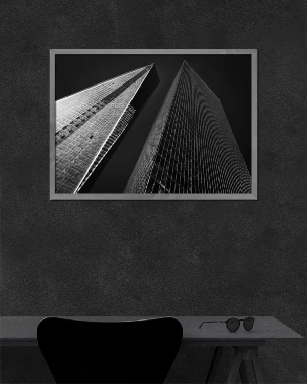 Heavenly neighbors - Poster - Svartvitt fotografi - Ramexempel