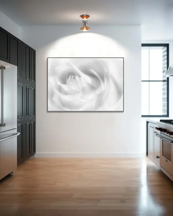 Hint of a rose - Poster -Svartvitt fotografi - Ramexempel