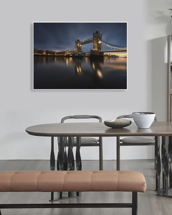 Otra caída - Tower Bridge - Poster - Fotografi - Ramexempel