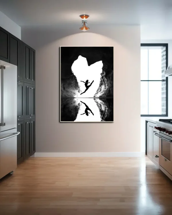A Beating Heart - Poster - Svartvitt fotografi - Ramexempel