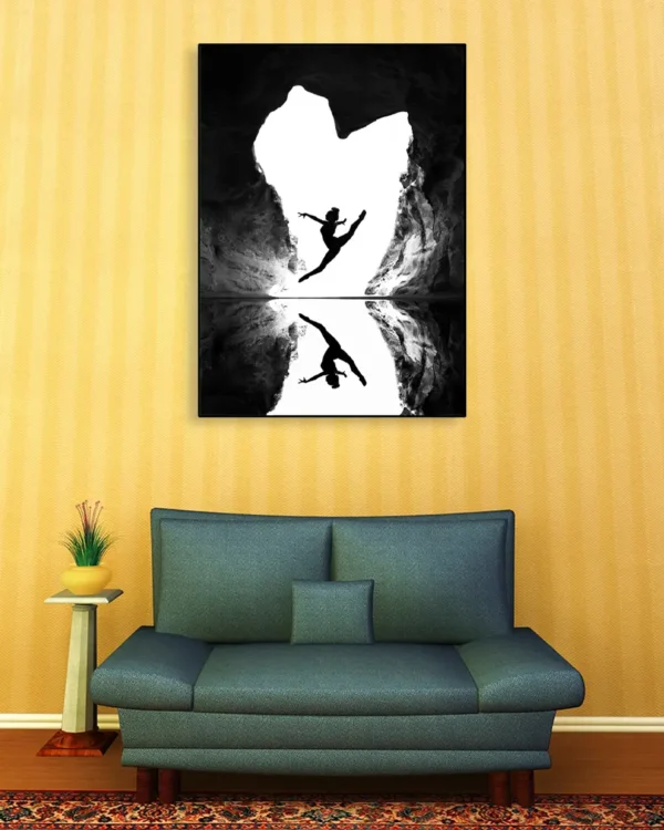 A Beating Heart - Poster - Svartvitt fotografi - Ramexempel