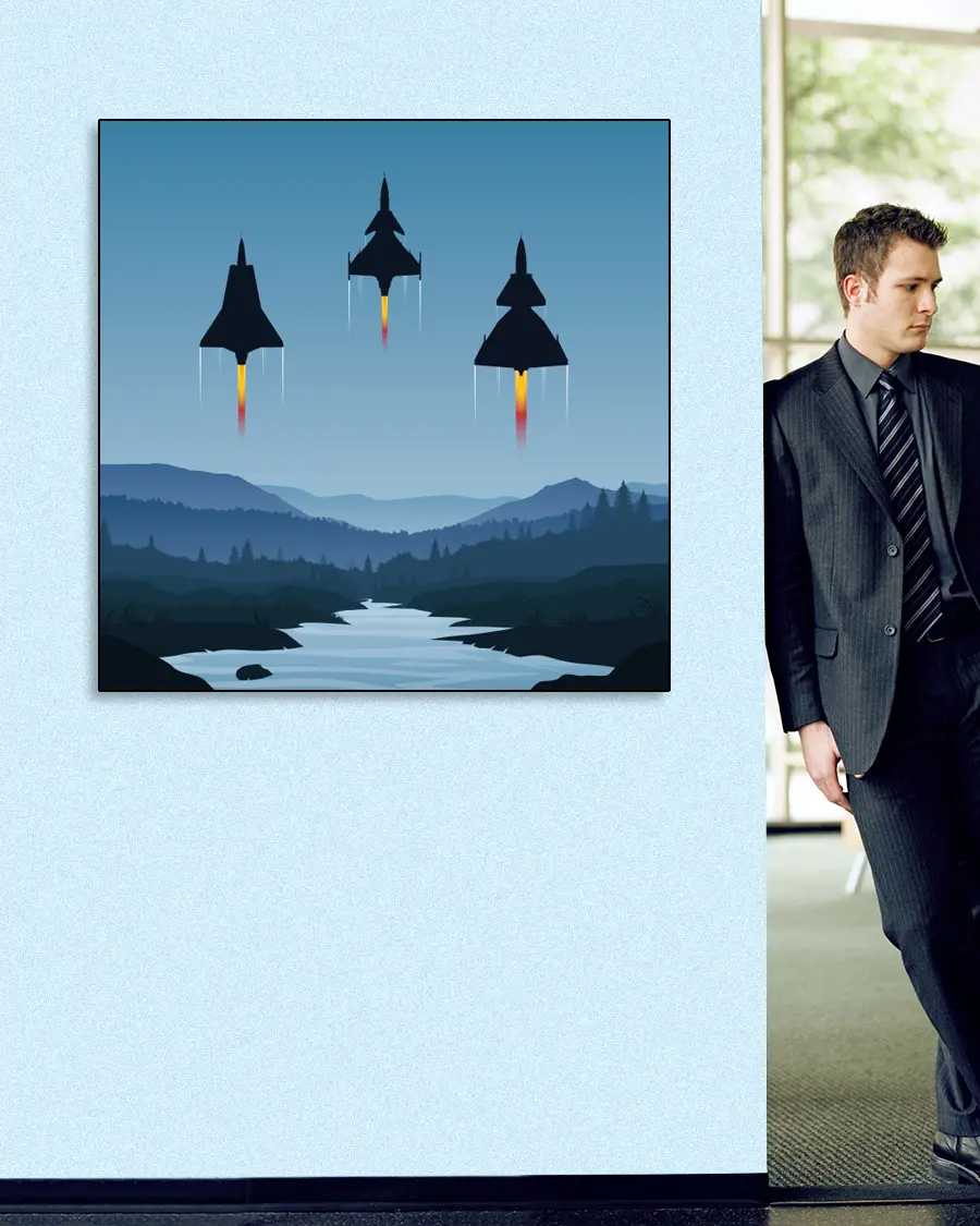 Svenska stridsflygplan - Kvadratisk poster. En stiliserad grafisk illustration av tre svenska stridsflygplan som flyger i formation över en älv - Ramexempel